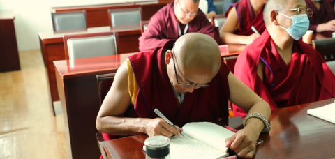 视频 | 走近中央社院西藏藏传佛教经师培训班