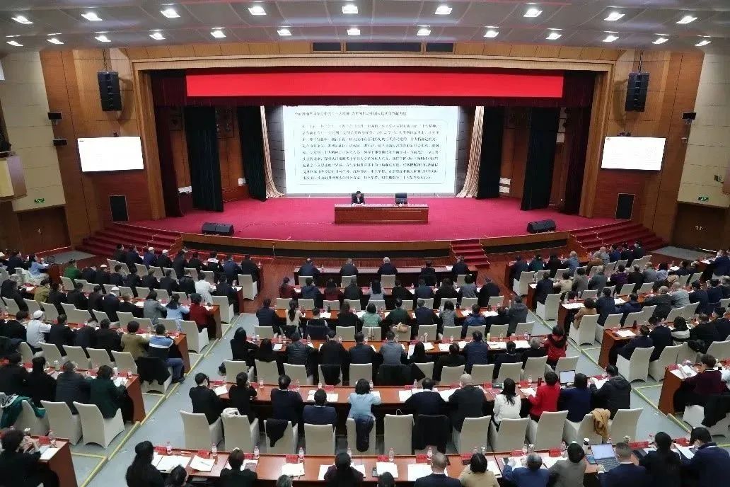 Jilin, Secretary of the Party Leadership Group and the First Vice President of the Central Academy of Social Sciences, gave a lecture on "the first lesson at the beginning of school" to the students