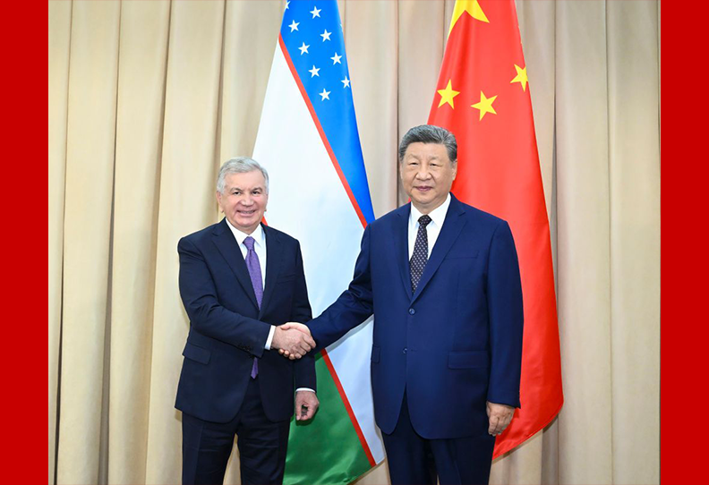 习近平会见乌兹别克斯坦总统米尔济约耶夫