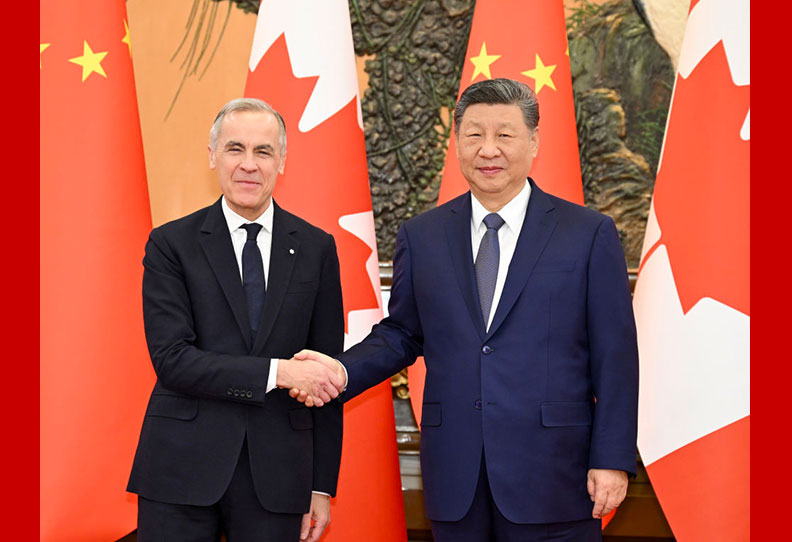 习近平会见加拿大总理卡尼